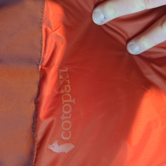 Barely worn winter coat - Picture 4 of 16